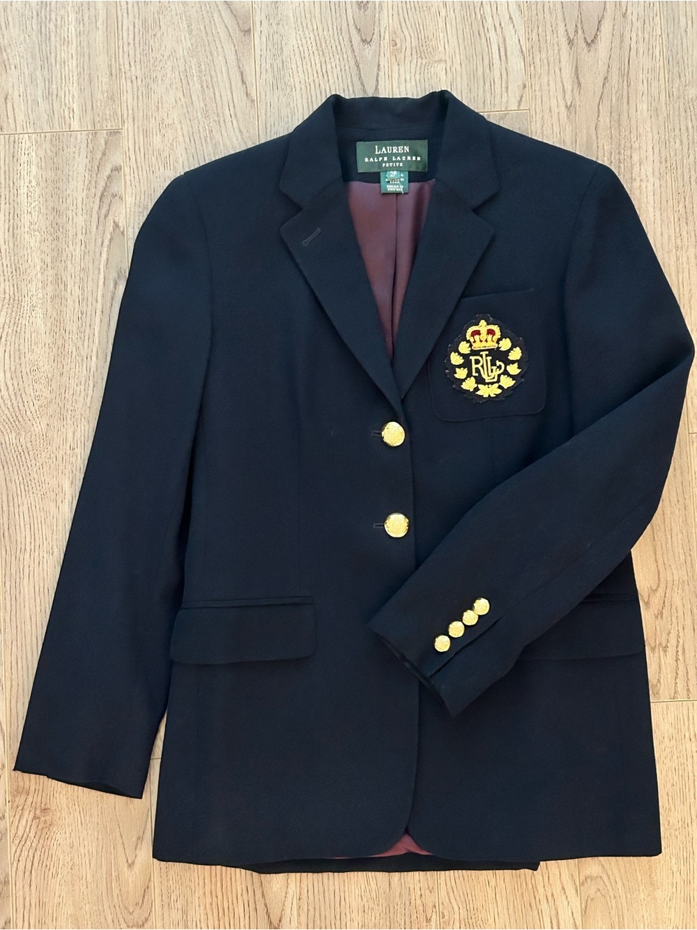 Exceptional 100% Wool Ralph Lauren Navy Blazer w/ Gold Crest Patch & Buttons 2P